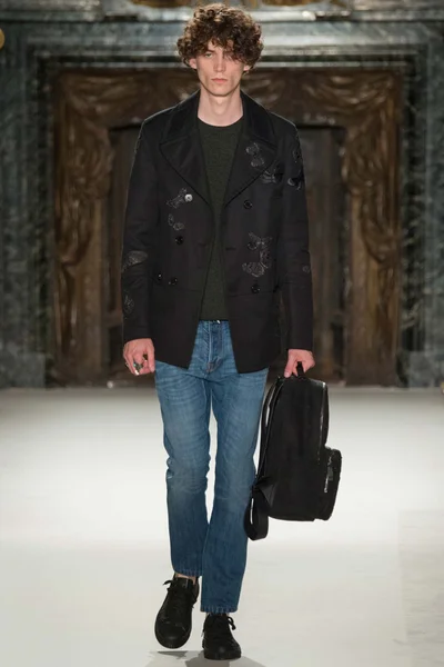 Look 53